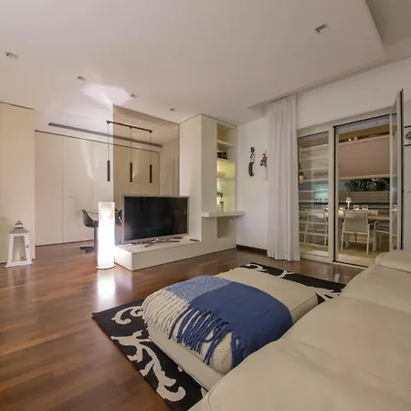 Vista Lumina - Seaview Apartment *